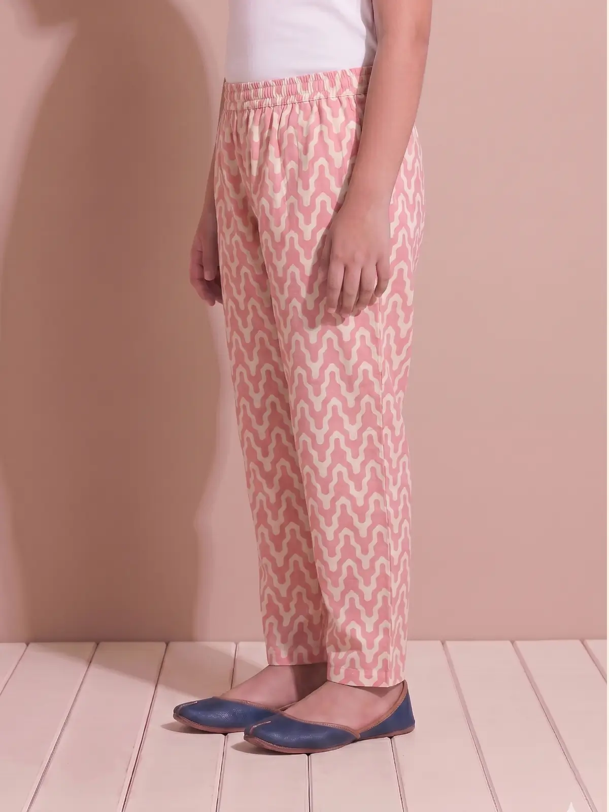 Embroidered Pakistani Style Pastel Pink Straight Linen Kurta